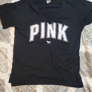 Pink tee shirt